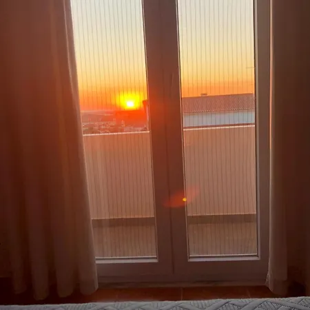 Prázdninový dům Sunset Chateau -piscina Aquecida, Vista Mar
