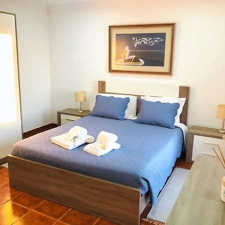 Casa vacanze Sunset Chateau -piscina Aquecida, Vista Mar Atouguia Da Baleia