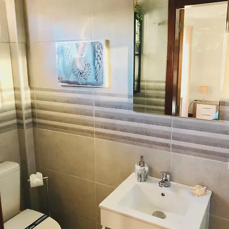 Casa vacanze Sunset Chateau -piscina Aquecida, Vista Mar Atouguia Da Baleia