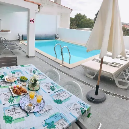 Sunset Chateau -piscina Aquecida, Vista Mar Nyaraló Atouguia da Baleia
